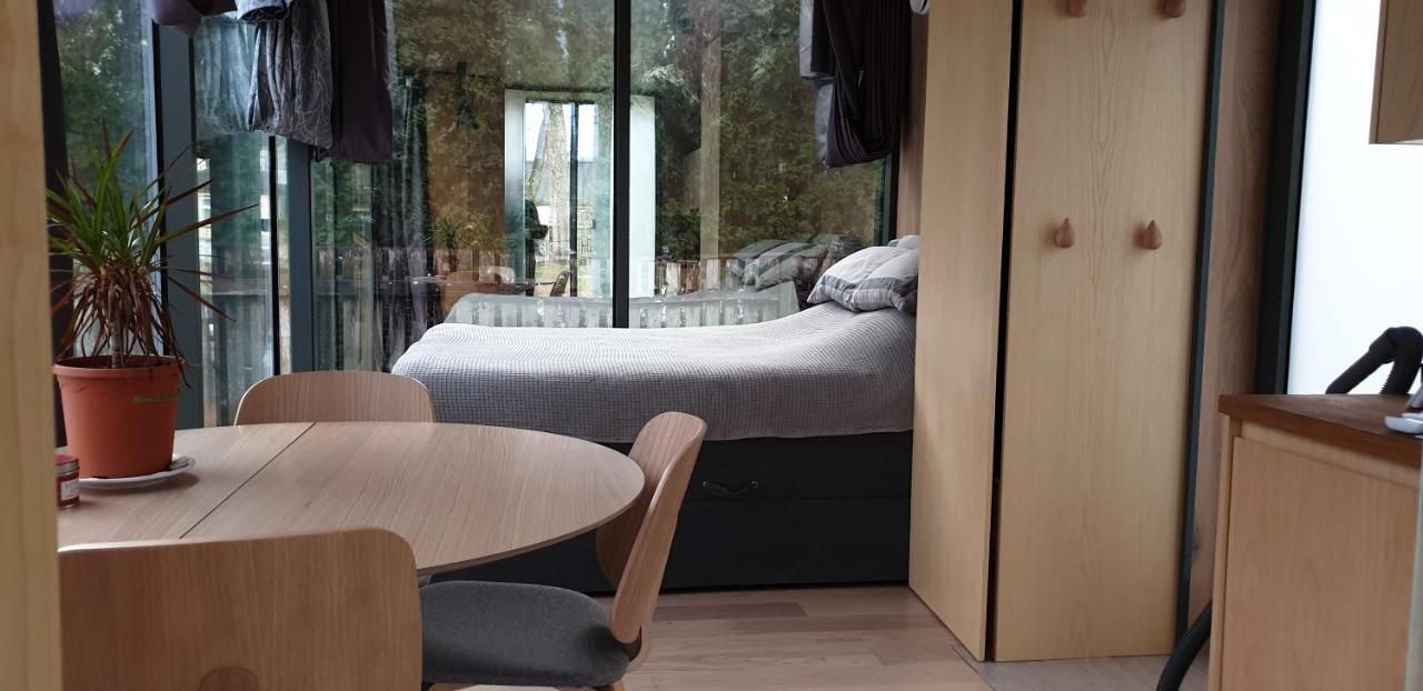 Mirror House Roosi 21 Villa Parnu Ngoại thất bức ảnh